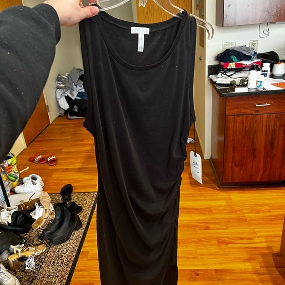 Leith Ruched Bodycon Dress - Picture 4 of 6